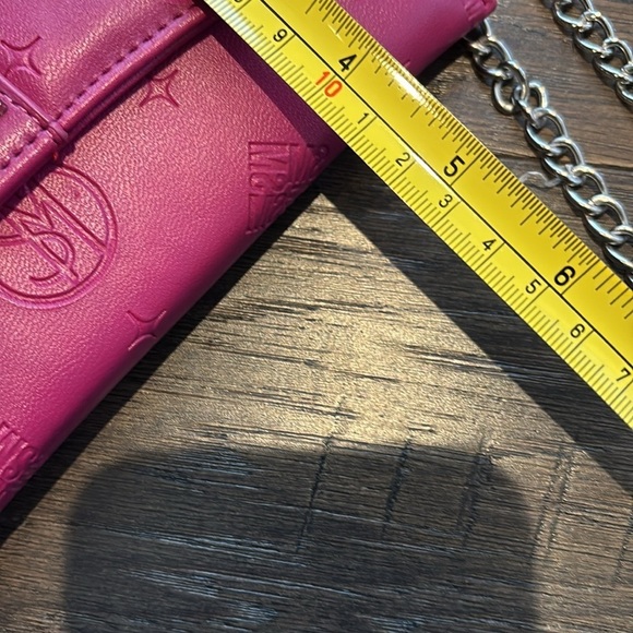 Steve Madden Crossbody/wristlet wallet,snap top,12 card/ID/bill/change removable - Picture 13 of 14